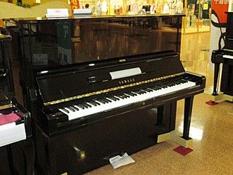 ヤマハピアノ　U-3A